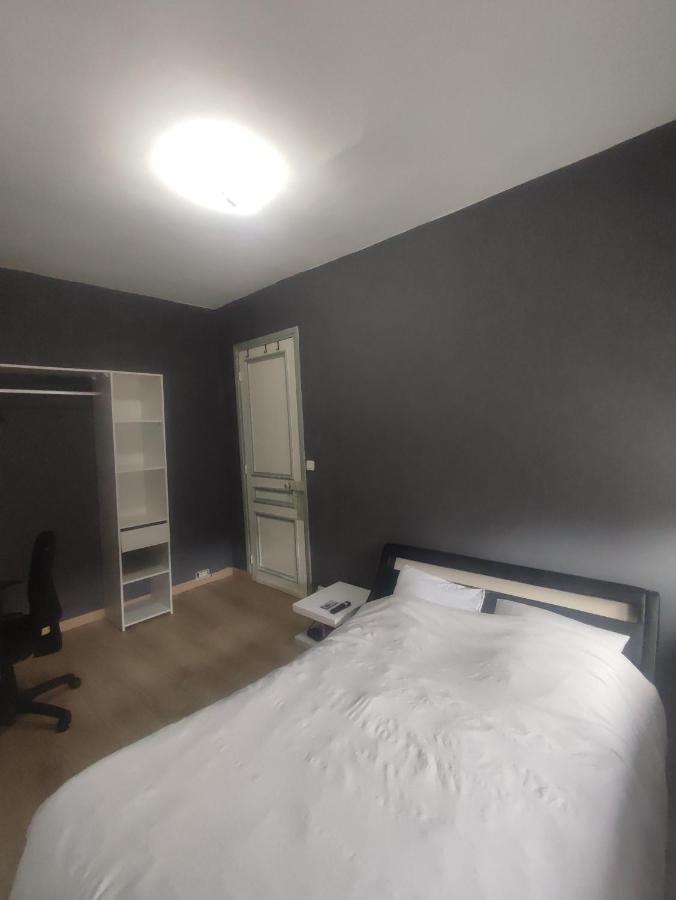 Chambre Prive Dans Une Maison Avec Terrasse Et Jardin Salles De Bain Partagees Apartment Lille Exterior photo