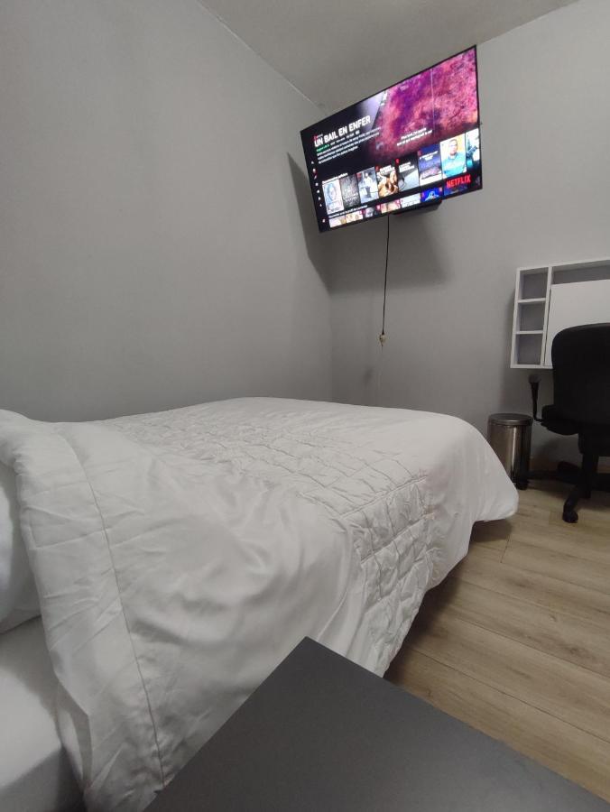 Chambre Prive Dans Une Maison Avec Terrasse Et Jardin Salles De Bain Partagees Apartment Lille Exterior photo
